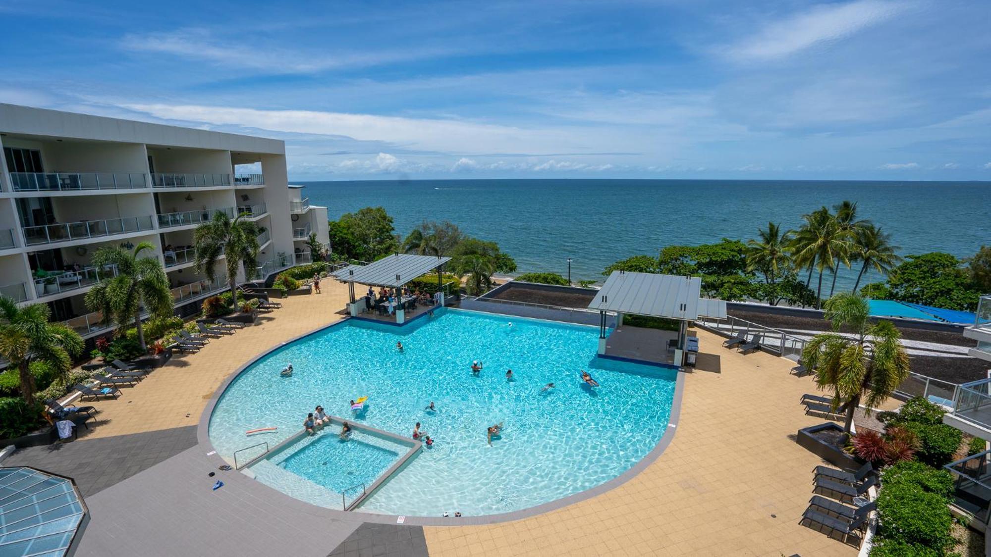 Vue Apartments Trinity Beach Exterior foto